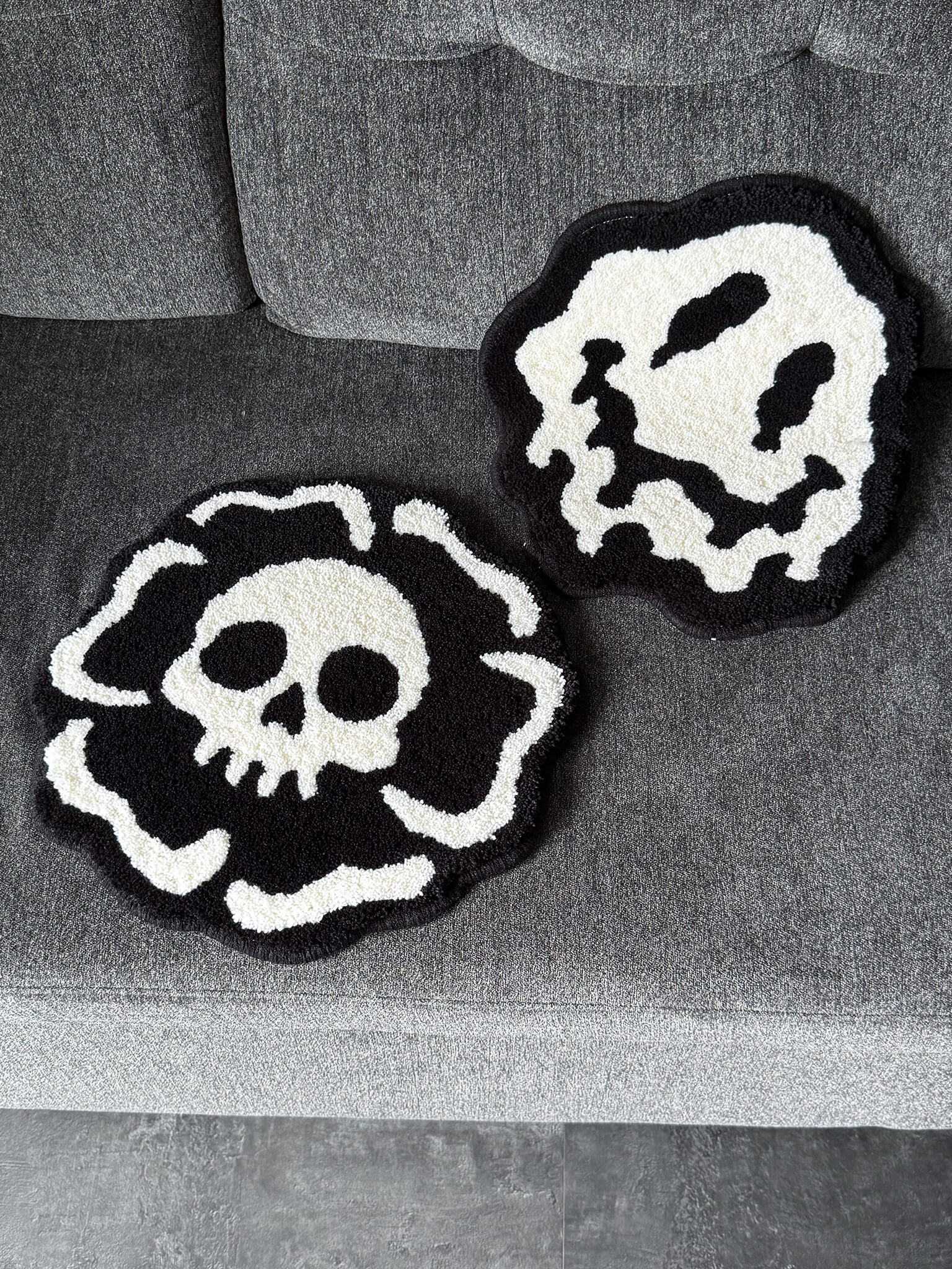 Melted Smile Mini Rug