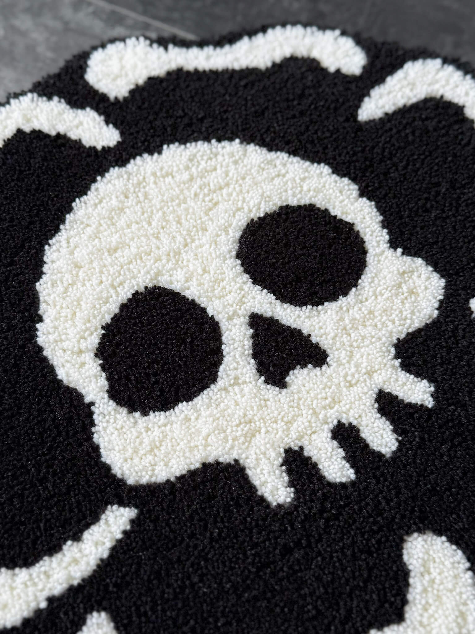 Skull Flower Mini Rug